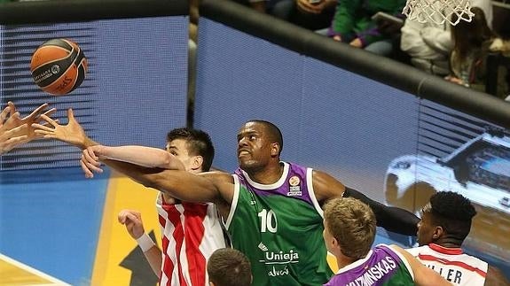El Unicaja compitió bien durante 30 minutos, pero al final perdió. 