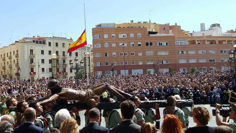 Entronización del Cristo de Mena e Himno de la Legión