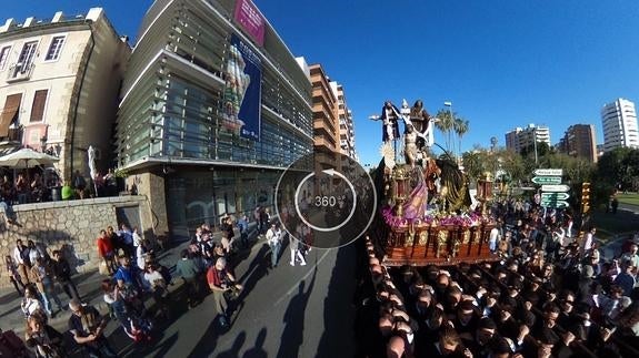 Foto 360º: El Descendimiento frente a La Coracha de Málaga