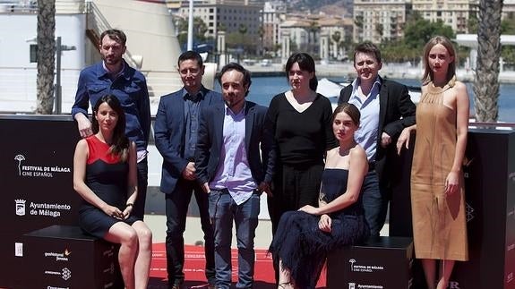 El equipo de 'Gernika', hoy en Muelle Uno. 