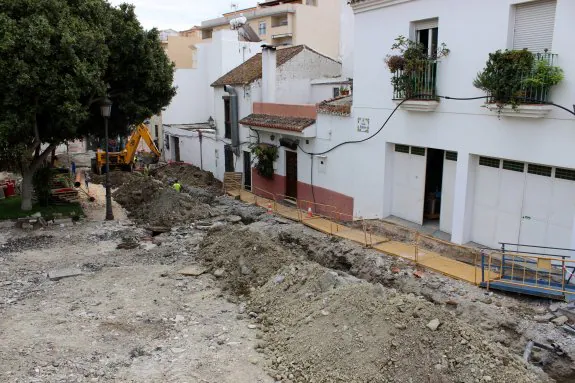 Estado de las obras de peatonalización de calle Antero.