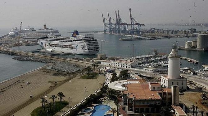 El hombre fue rescatado el 19 de mayo, junto a otras 53 personas, a unas 52 millas de la costa malagueña.