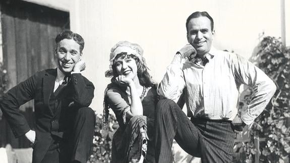 Charlie Chaplin, Mary Pickford y Douglas Fairbanks, tres de los fundadores del MPTF. :