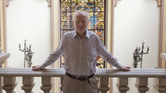 Jeremy Wilson, ayer, en el Ayuntamiento de Málaga, antes de la entrevista. 