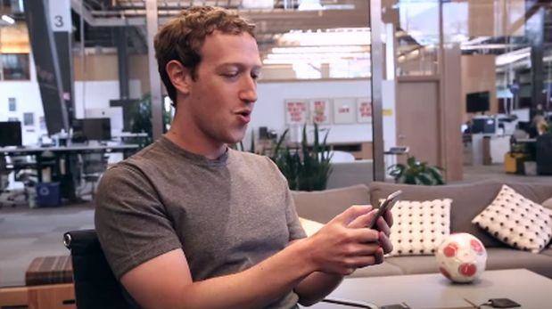 Mark Zuckerberg muestra el funcionamiento del juego oculto.
