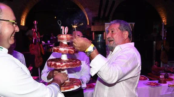 Paolo Ghiralli celebró su cumpleaños en Babilonia, de Olivia Valère, con más de 500 invitados.