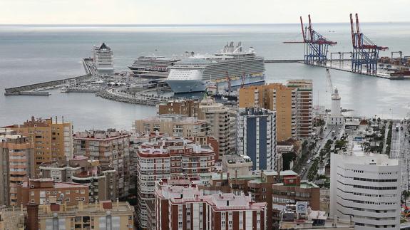 El puerto de Málaga es el que más crece de España