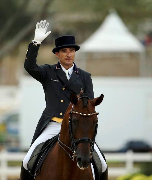 Tras terminar el Gran Premio individual Martin Dockx competirá también en doma clásica por equipos 