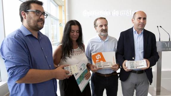 Ahumada, Galindo, Sichar y Conejo, ayer, en la comparecencia donde mostraron las entradas que no van a utilizar