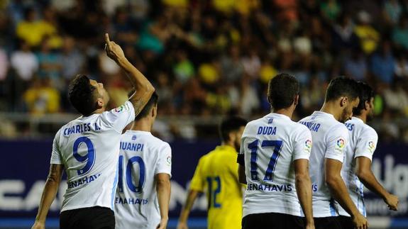 El Málaga conquista su primer Trofeo Carranza