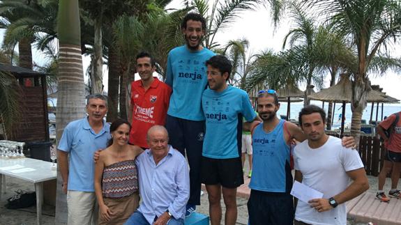 Podio masculino, con Díaz Carretero, Britit, Espejo, Moreno y García, este viernes en la playa de Burriana.