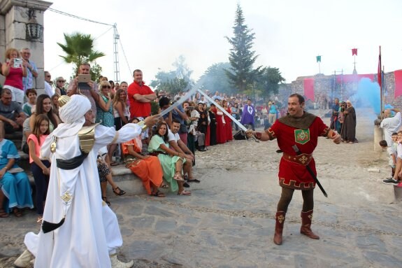 Un momento de la recreación histórica, ayer por la tarde. :: v. melgar