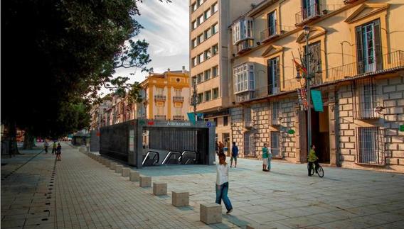 Recreación del edículo o entrada al metro prevista por la Junta en el lateral norte de la Alameda Principal, si se hace peatonal. 