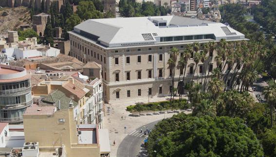 La reforma del palacio de la Aduana ha durado siete años y en ella se han invertido casi 40 millones de euros