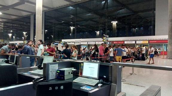 Imagen de archivo de los mostradores del aeropuerto de Málaga. 