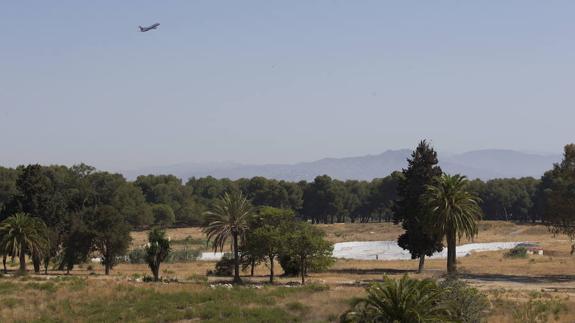 El Ayuntamiento llegó a realizar el vaciado de terreno para la balsa que prohibió Aviación Civil.