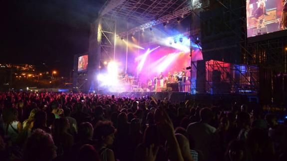 El festival tuvo lugar en la nerjeña playa de El Playazo. 