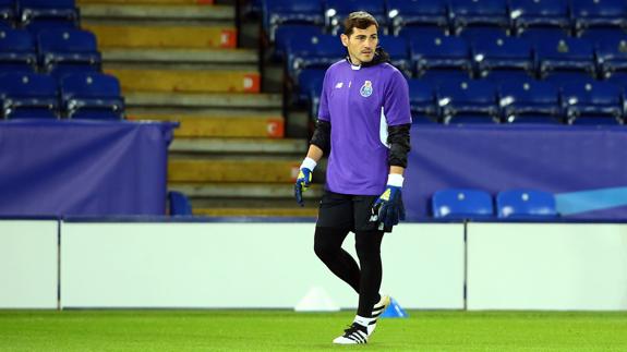 Casillas, instantes antes de un partido con el Oporto. 