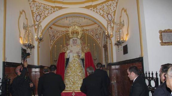 La Virgen de Lágrimas y Favores, en su nueva capilla.