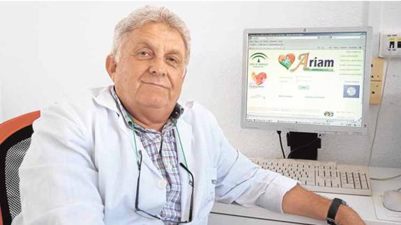 El doctor García Alcántara es un experto en temas de reanimación cardiopumonar. 