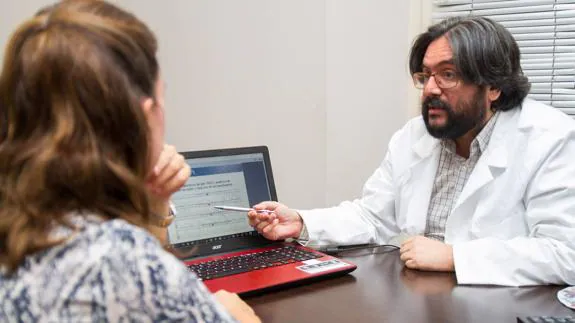 Hospital Dr. Gálvez es pionero en Andalucía en realizar pruebas genéticas para obtener diagnósticos completos