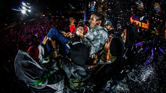 Skone se consagra Campeón Mundial de la 10ª edición de Red Bull Batalla de los Gallos