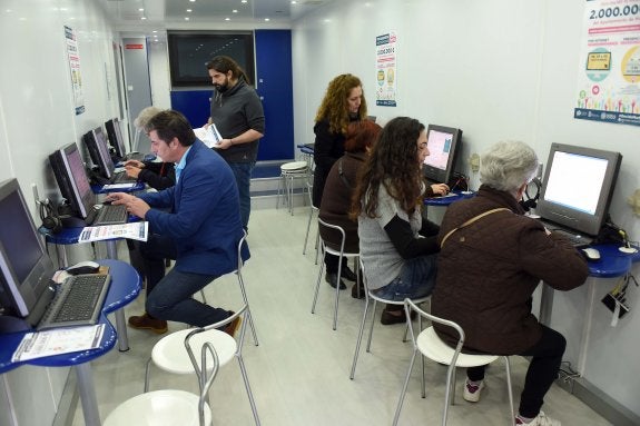 La unidad móvil recorrerá los barrios hasta mañana miércoles.