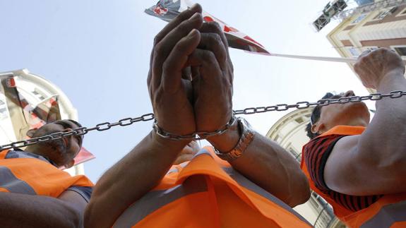 Operarios de la grúa municipal, en una imagen de archivo durante una protesta. 