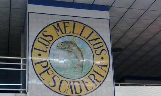 Los Mellizos cierra su pescadería de calle Las Flores en Benalmádena tras más de tres décadas de funcionamiento