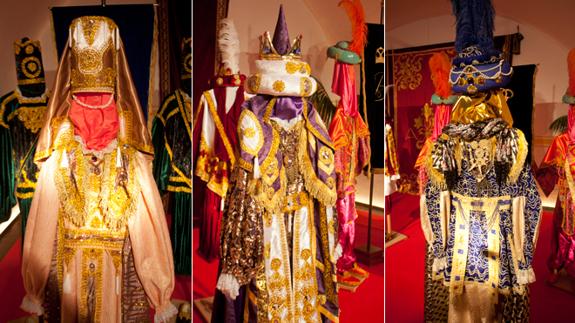 Los trajes de Melchor, Gaspar y Baltasar.