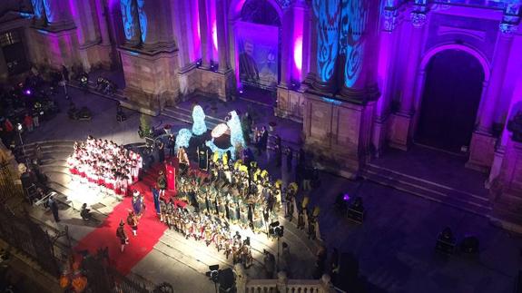 La ofrenda de los Magos en la Catedral fue un espectáculo de gran calidad.