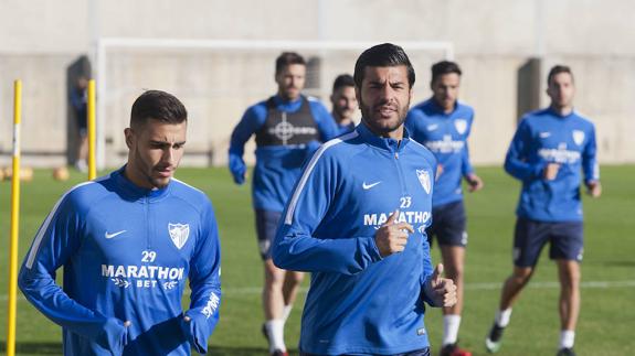 Una pareja aún inédita, la de Luis y Torres, en un entrenamiento del equipo.