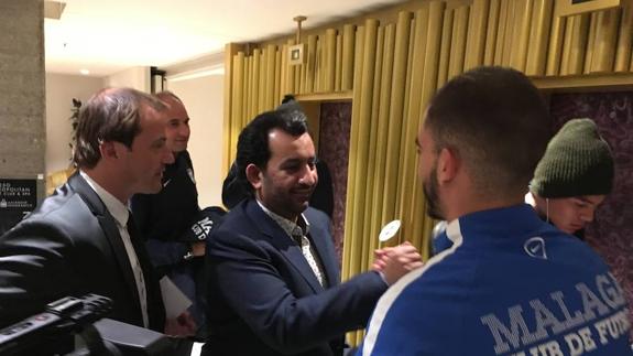 El jeque, este viernes con el equipo en Madrid. 