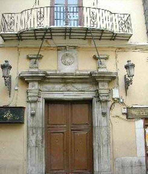 La antigua entrada al palacio del marqués de la Sonora, en la calle Granada. 