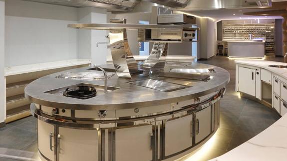 Cocina del restaurante Gaytan de Javier Aranda (dos estrellas Michelin) en Madrid equipada por Pilsa.
