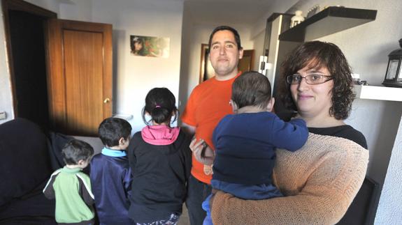 Reclaman 215.000 euros al SAS tras tener a su cuarto hijo pese a hacerse la vasectomía