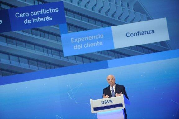 Francisco González, presidente del banco, en la junta de accionistas. 
