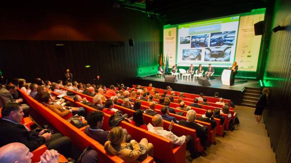 Presente y futuro del vehículo conectado, en el III Foro de la Movilidad Alternativa de Málaga