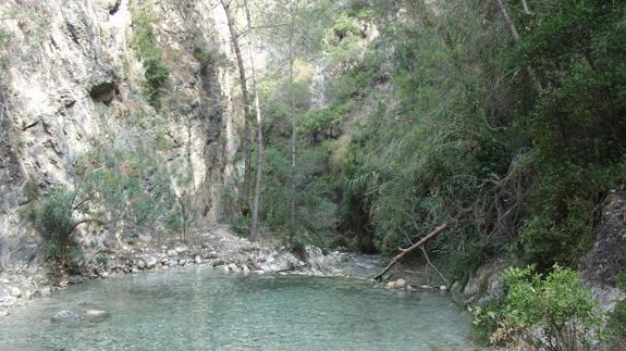 Vista del cauce del río Chíllar. 