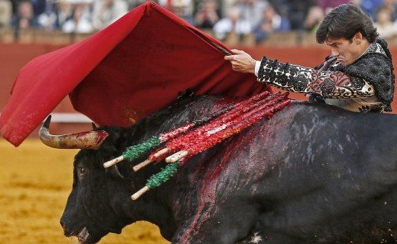 Garrido, en el segundo de la tarde. :: efe