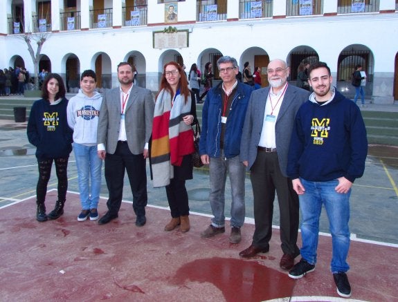 Patricia Liébana, Sergio Duarte, Esteban González, Marina Lloret, José Antonio Domingo, Esteban González y Andrés Sotorrio.
