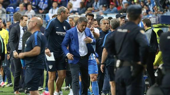 Míchel regresa al banquillo del Málaga tras la tángana del domingo ante el Celta. 