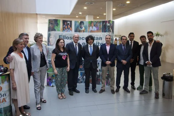 Miembros de la Fundación Harena, ponentes y autoridades, en el auditorio Edgar Neville.