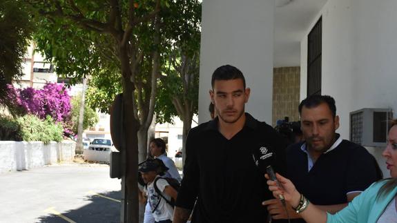 El juez archiva la denuncia de agresión sexual contra Theo Hernández