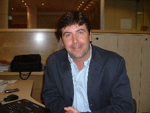«Puedo trabajar por el camino y estar con la familia cuando regreso»