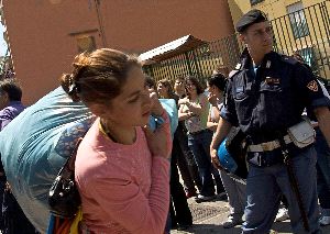 El Gobierno italiano dice que los gitanos huyen a «la permisiva España»