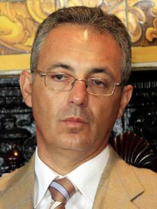 LIMPIEZA. Juan Lozano. / SUR