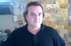 Antonio Oliveira, dueño de un precocinado: «En Marbella no había precocinados portugueses»
