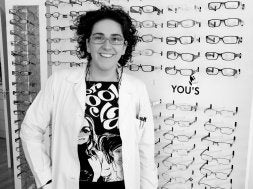Carmen Arrabal estudió Óptica en Granada. / E. C.