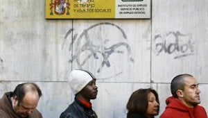 Los foráneos eligen esperar en la provincia a que la situación cambie ante un futuro incierto en sus lugares de origen. / SUR